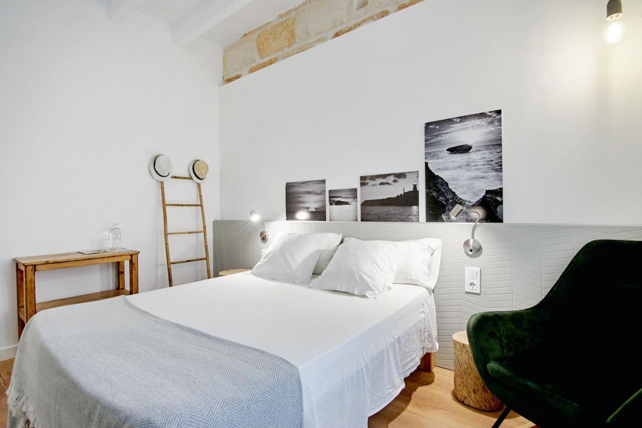 Mon Hotel Ciutadella  Luaran gambar