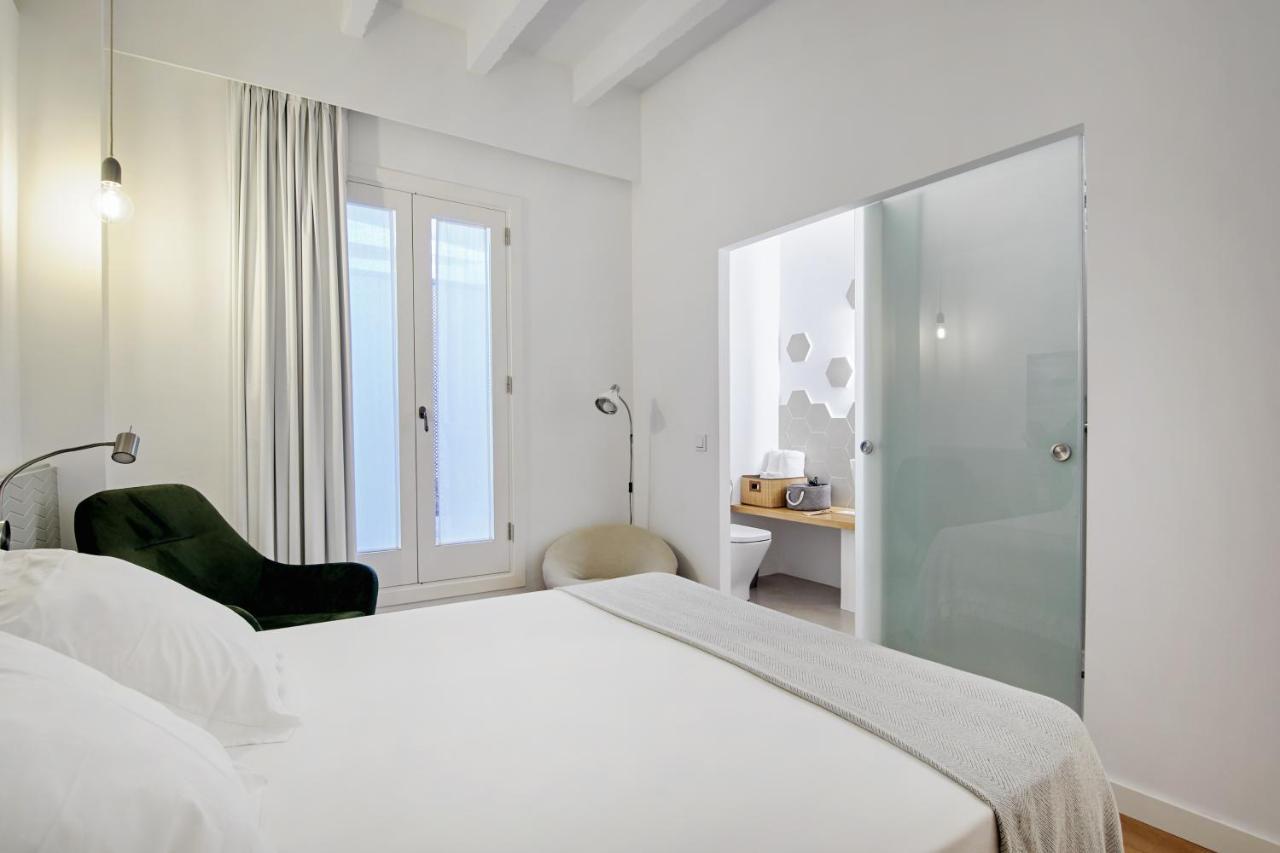Mon Hotel Ciutadella  Luaran gambar
