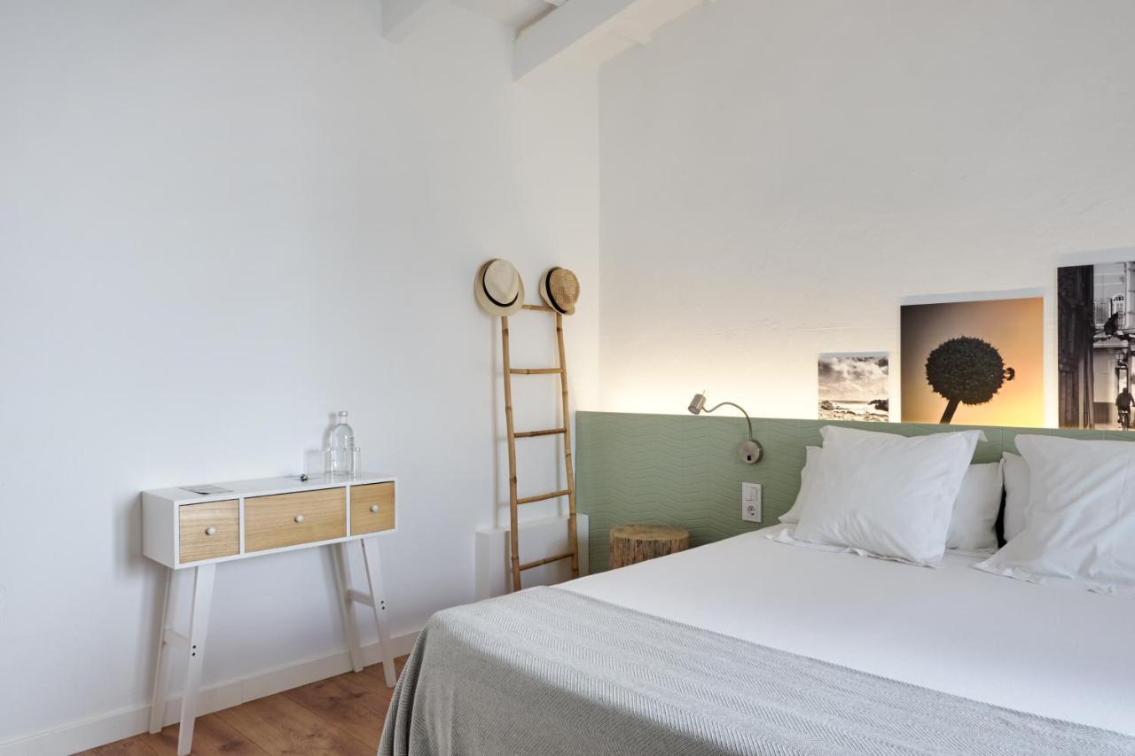 Mon Hotel Ciutadella  Luaran gambar