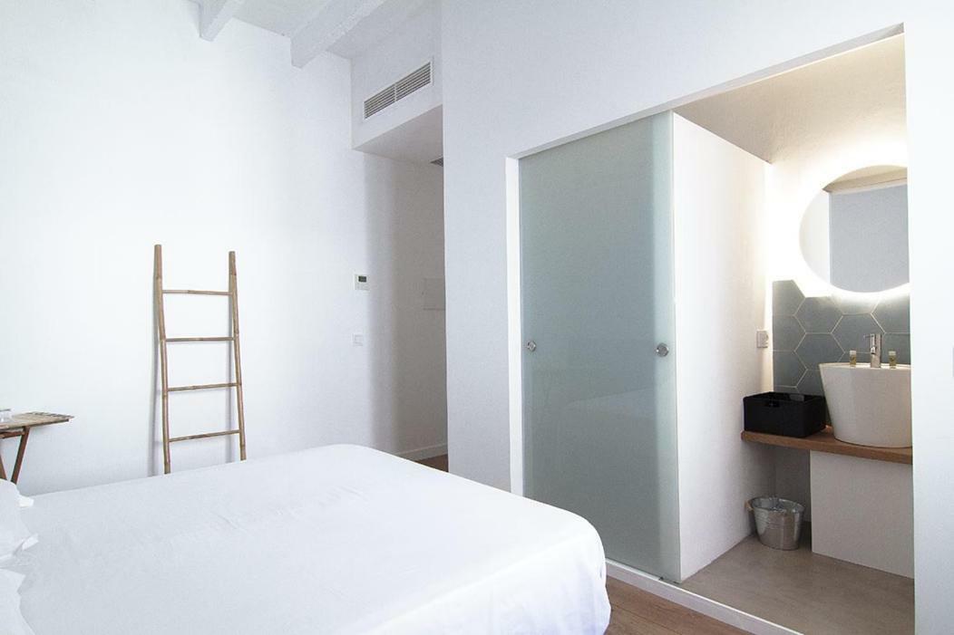 Mon Hotel Ciutadella  Luaran gambar