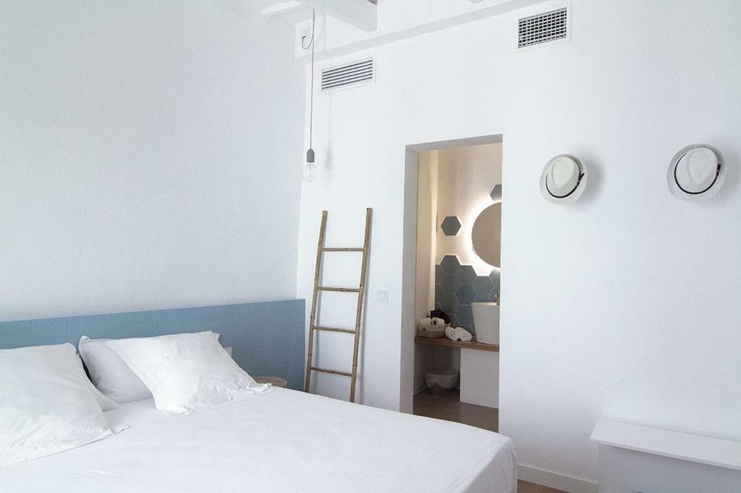 Mon Hotel Ciutadella  Luaran gambar